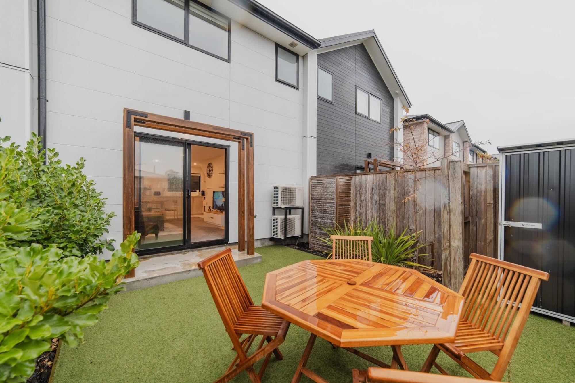 Cozy 2bedroom - Kitchen Yard Location Holiday home *